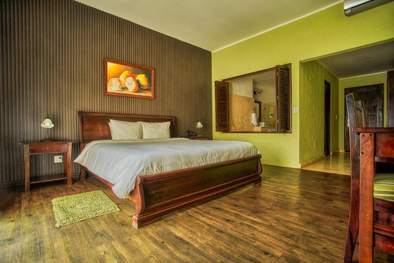 Mandarinos Boutique & 5*